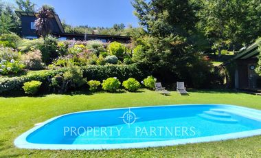 Hermosa casa con vista lago Calafquen - Lican Ray