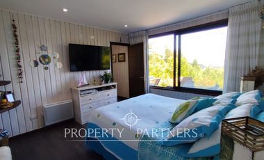 Hermosa casa con vista lago Calafquen - Lican Ray