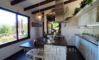 Hermosa casa con vista lago Calafquen - Lican Ray