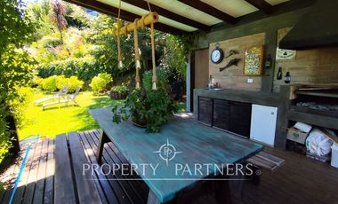 Hermosa casa con vista lago Calafquen - Lican Ray