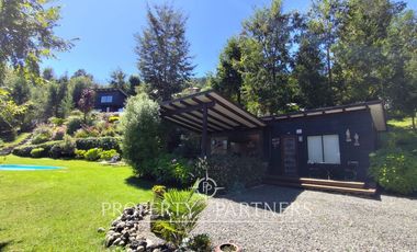 Hermosa casa con vista lago Calafquen - Lican Ray