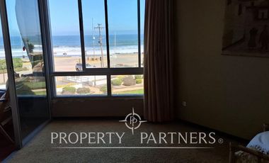 Departamento en primera línea con vista privilegiada al mar