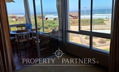 Departamento en primera línea con vista privilegiada al mar
