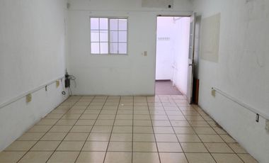 Casa en colonia Santa Teresita