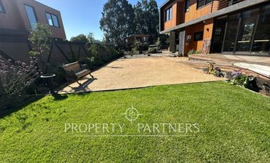 Casas nuevas y modernas en Condominio sector Las Vertientes