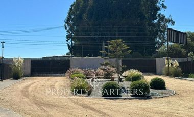 Casas nuevas y modernas en Condominio sector Las Vertientes