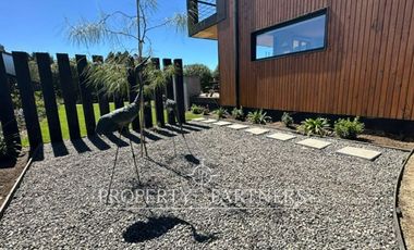 Casas nuevas y modernas en Condominio sector Las Vertientes