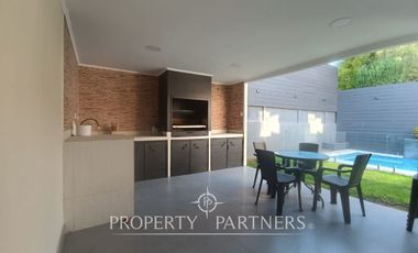 ¡Oportunidad! ARRIENDO CASA TOTALMENTE REMODELADA CONDOMINIO LAS MALVAS