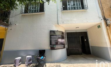 Casa  en renta con uso de suelo comercial