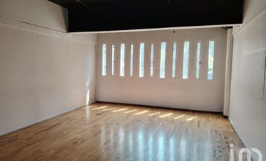 LOCAL COMERCIAL EN RENTA