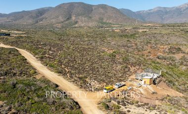 ¡Exclusividad y Oportunidad en 8 Quebradas: Terreno a UF 4.500!