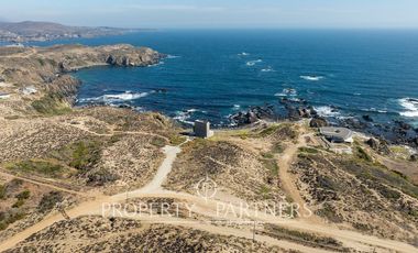 ¡Exclusividad y Oportunidad en 8 Quebradas: Terreno a UF 4.500!