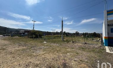 SE RENTA TERRENO EN ANTIGUA CARRETERA A PATZACURO POR EL FIRA MORELIA EXELENTE UBICACION