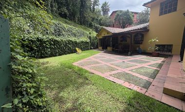 HERMOSA CASA DE  VENTA GUAPULO