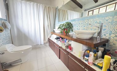 HERMOSA CASA DE  VENTA GUAPULO