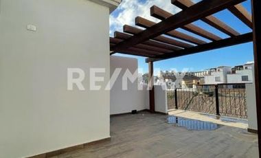 Moderno y Hermoso Penthouse en Viñedos del Mar - (3)