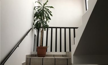 EDIFICIO EN VENTA  O RENTA EN AV. LAS TORRES TOLUCA