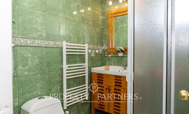 Se vende preciosa y acogedora casa con departamento independiente
