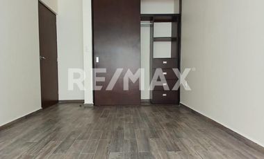 Casa en renta en condominio - (3)