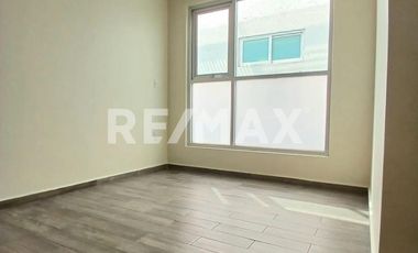 Casa en renta en condominio - (3)