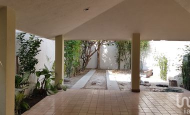 CASA JARDINES DE CELAYA, 1a. SECC.