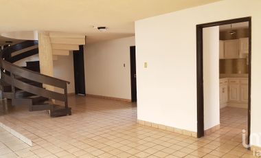 CASA JARDINES DE CELAYA, 1a. SECC.