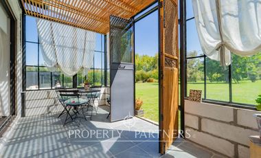 Casa en Parcela en Exclusivo Sector de Pirque, Santa Rita