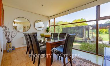 Casa en Parcela en Exclusivo Sector de Pirque, Santa Rita