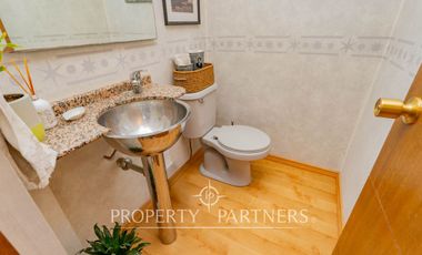 Casa en Parcela en Exclusivo Sector de Pirque, Santa Rita