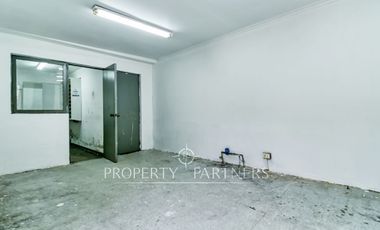 Venta de propiedad comercial en Plena Costanera