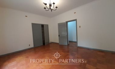 Gran casa en excelente sector de barrio Miraflores