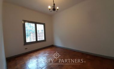 Gran casa en excelente sector de barrio Miraflores