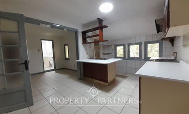 Gran casa en excelente sector de barrio Miraflores