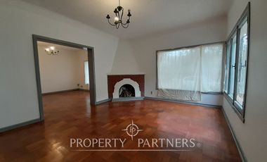 Gran casa en excelente sector de barrio Miraflores