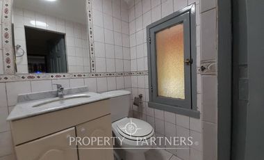 Gran casa en excelente sector de barrio Miraflores