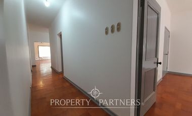 Gran casa en excelente sector de barrio Miraflores