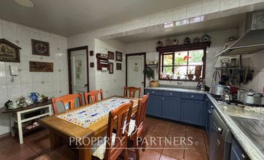 Casa con gran terreno en sector Pilauco