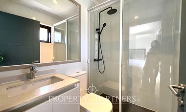 Hermosa y amplia casa en tranquilo condominio