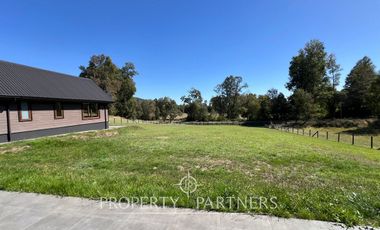 Hermosa y amplia casa en tranquilo condominio