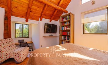 Hermosa Parcela en exclusivo Condominio las Tórtolas, Santa Rita, el mejor sector de Pirque ( Con derecho de canal)