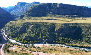 Patagonia,512has maravilloso campo El Pozon de rio Ibañez