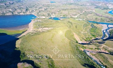 Patagonia,512has maravilloso campo El Pozon de rio Ibañez