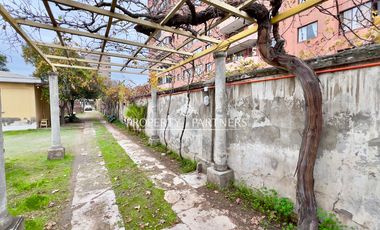 Casa en venta con amplio terreno en el mejor lugar de San Miguel