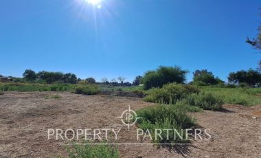 Terreno en venta cercano a Avenida La Paz