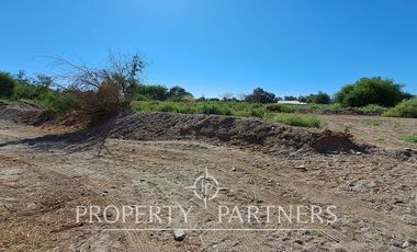 Terreno en venta cercano a Avenida La Paz