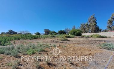 Terreno en venta cercano a Avenida La Paz