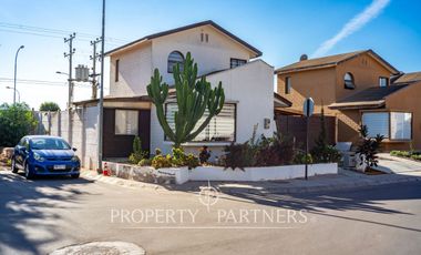 Linda casa en Condominio Portal del Valle