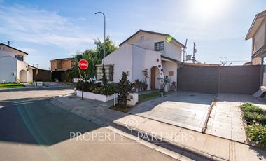 Linda casa en Condominio Portal del Valle