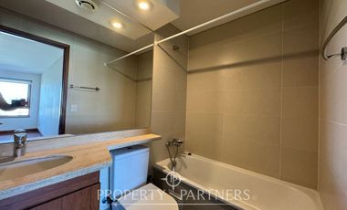 En venta, amplio y luminoso departamento, Cumbres del Sur.