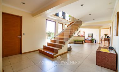 Amplia y cómoda casa cercana a colegios en San Joaquín